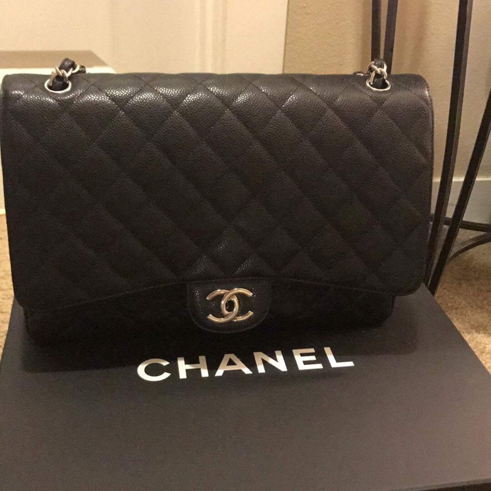 Chanel Maxi
